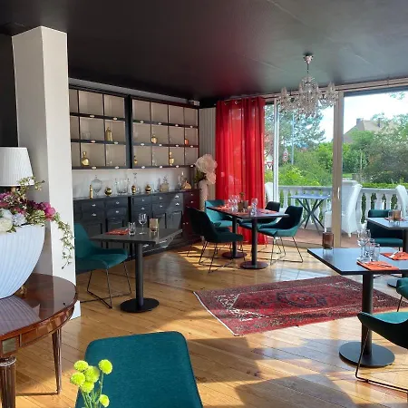 La Hôtel-restaurant Hotel 3*