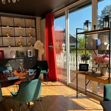 La Hôtel-restaurant Hotel 3*